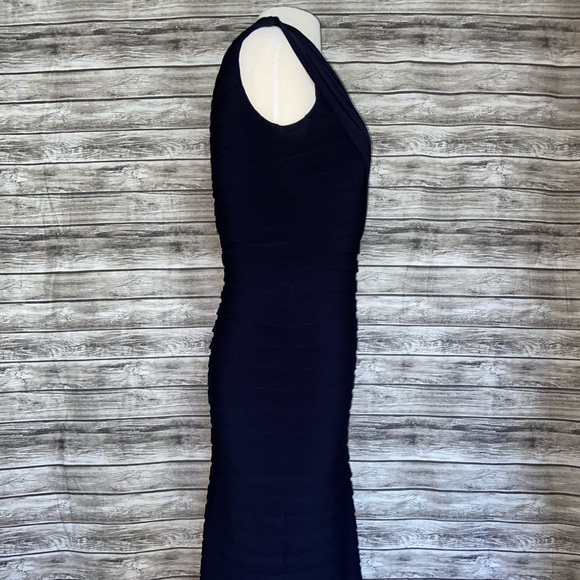 ADRIANNA PAPELL Blue Striped Bodycon Dress Size 6 - Picture 3 of 7